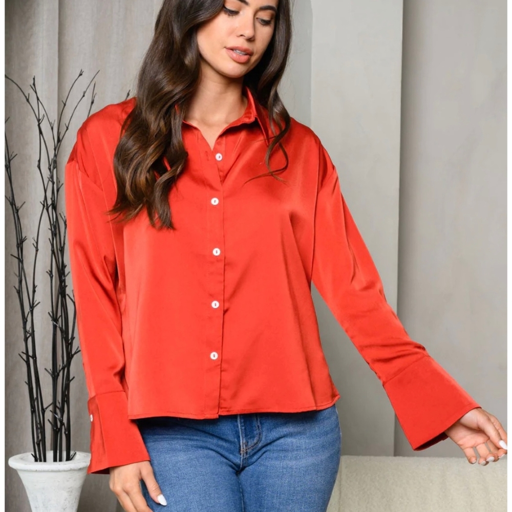 PEACH LOVE CALIFORNIA Sophisticated Chic Red Long Sleeves Top
